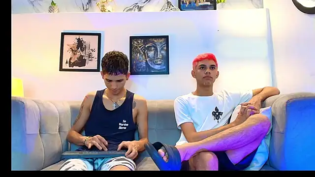 RED BOYS1 online show from June 21, 7:22 am