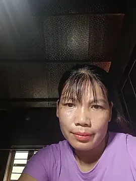 Snapshot of Gee_hot chatting on June 18, 9:25 am Gee hot online show from June 18, 9:25 am