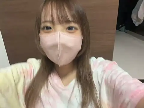 Snapshot of ohuton_love chatting on June 24, 8:24 am ohuton love online show from June 24, 8:24 am