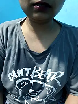 sexy-pari8 online show from July 14, 5:29 pm