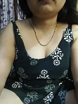 sexy-pari8 online show from July 21, 5:48 pm