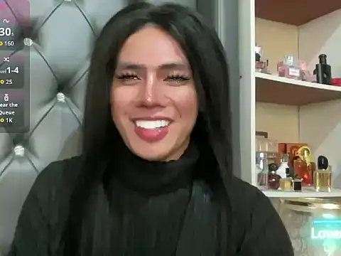 Snapshot of scarletxxxxxxx chatting on June 18, 7:18 pm scarletxxxxxxx online show from June 18, 7:18 pm