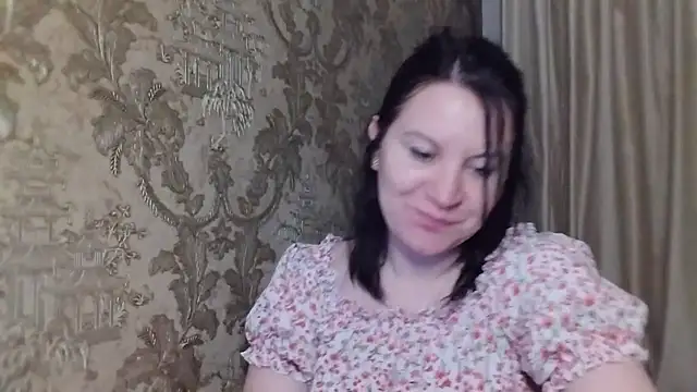 Snapshot of Lauralison chatting on August 3, 9:29 pm Lauralison online show from August 3, 9:29 pm