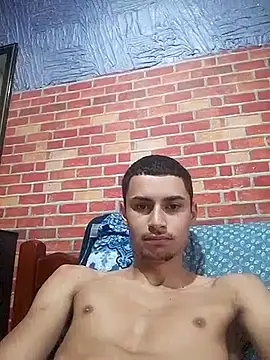 Snapshot of Binhomadeira chatting on June 25, 12:09 pm Binhomadeira online show from June 25, 12:09 pm