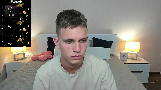 m0neyken online show from June 27, 5:45 am
