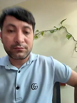 Snapshot of Elnur_464 chatting on June 25, 8:41 am Elnur 464 online show from June 25, 8:41 am