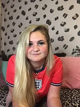 Snapshot of Juicy_BabeXo chatting on July 5, 7:21 pm Juicy BabeXo online show from July 5, 7:21 pm