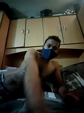 Snapshot of Colt291 chatting on July 18, 6:01 pm Colt291 online show from July 18, 6:01 pm
