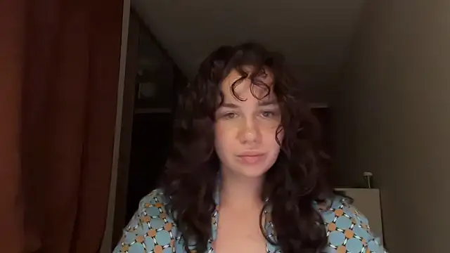 Snapshot of Loressava chatting on July 2, 10:27 pm Loressava online show from July 2, 10:27 pm
