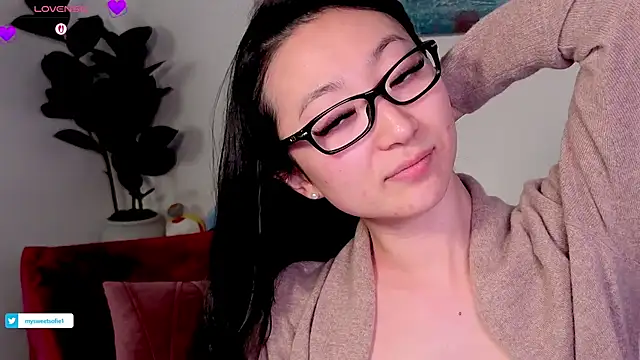 MySweetSofie online show from February 3, 6:46 pm