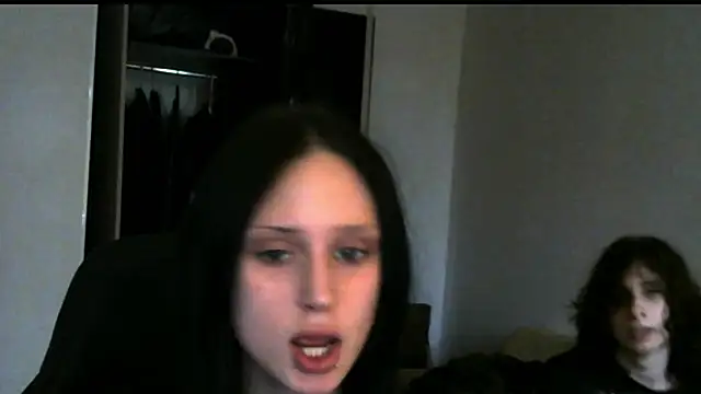 Snapshot of zazzo4ka chatting on July 6, 3:03 pm zazzo4ka online show from July 6, 3:03 pm