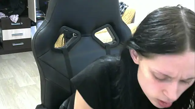 Snapshot of zazzo4ka chatting on July 7, 1:26 pm zazzo4ka online show from July 7, 1:26 pm