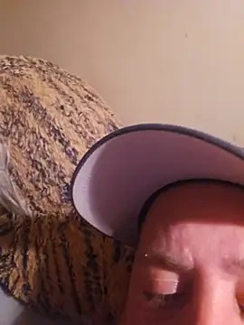 heterohotguy78 online show from August 7, 9:50 pm