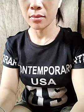 Snapshot of Myy_sexy chatting on August 4, 11:29 pm Myy sexy online show from August 4, 11:29 pm