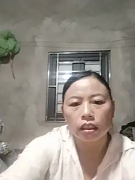 Snapshot of whatmes chatting on July 13, 10:01 pm whatmes online show from July 13, 10:01 pm