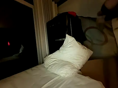 prachernadine online show from December 3, 9:34 pm