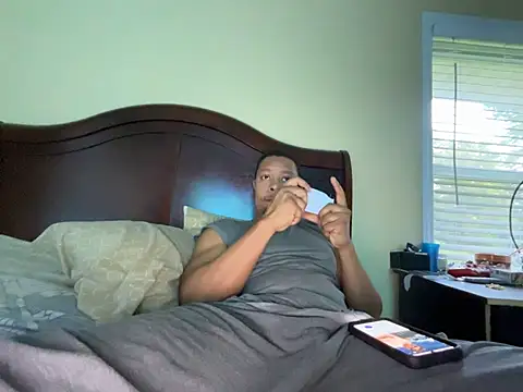 Charmingswoleking online show from June 28, 12:27 am