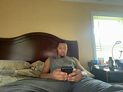 Charmingswoleking online show from June 28, 10:38 pm