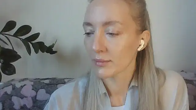 Snapshot of Taneliace chatting on June 23, 4:21 am Taneliace online show from June 23, 4:21 am