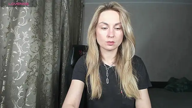 kelly copperfield online show from October 18, 3:46 pm