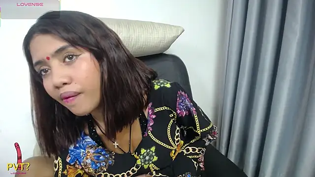 aishwarya398229 online show from June 25, 7:51 pm