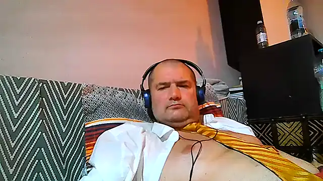 CristianDaniel78 online show from August 2, 5:44 pm