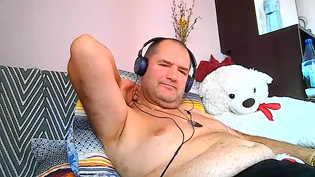 CristianDaniel78 online show from August 8, 5:53 am