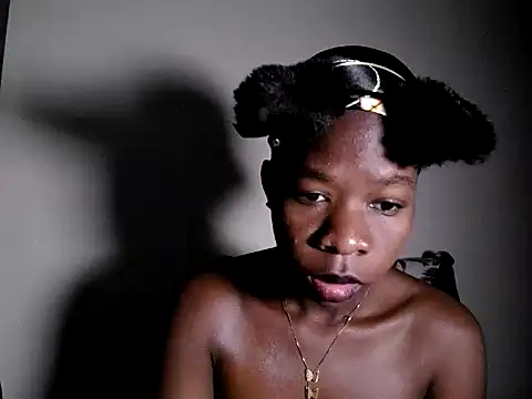 MaliciaRose online show from June 25, 3:16 pm