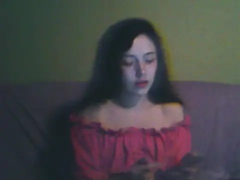 Corilyn online show from July 9, 7:40 pm