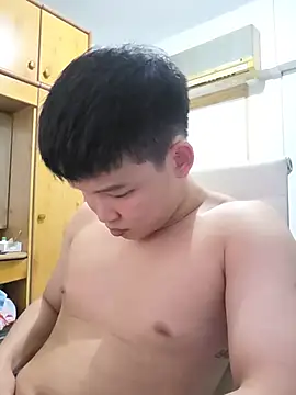 Snapshot of apexboy23 chatting on June 25, 3:27 pm apexboy23 online show from June 25, 3:27 pm