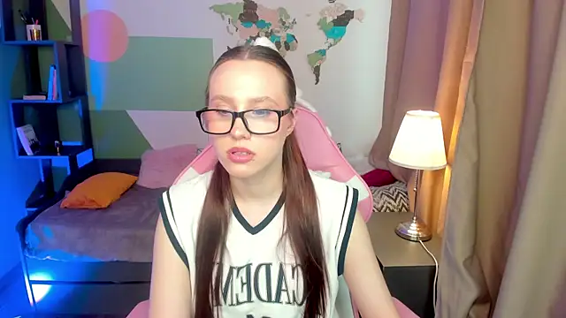 Snapshot of Bella_Sage chatting on July 4, 5:46 am Bella Sage online show from July 4, 5:46 am