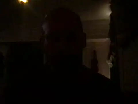pela and black online show from June 22, 2:13 am