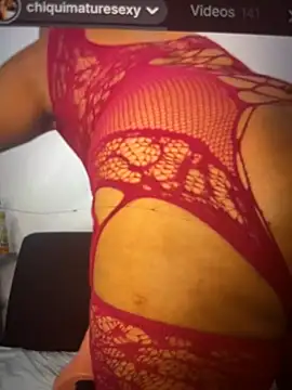 icenelly online show from June 24, 2:32 am