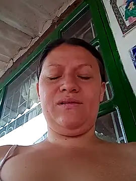 Snapshot of katiia_2 chatting on June 30, 4:08 pm katiia 2 online show from June 30, 4:08 pm