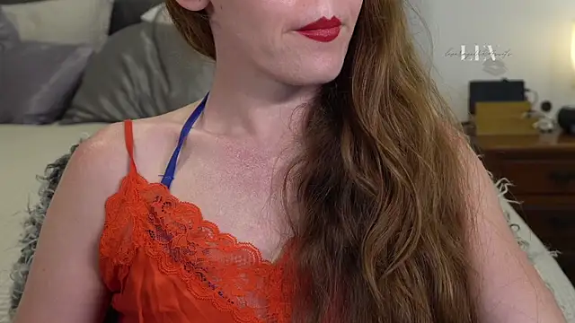 Snapshot of leverageurassets chatting on March 2, 10:05 pm leverageurassets online show from March 2, 10:05 pm