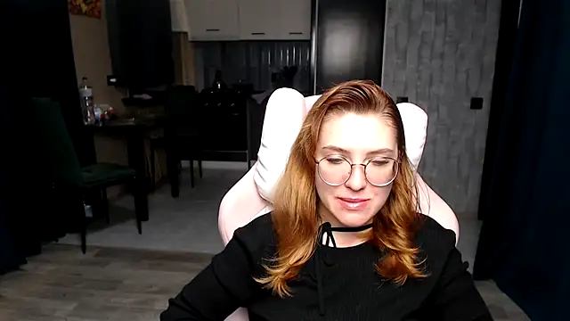 Reginasmilee online show from November 6, 1:28 am