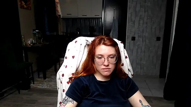 Reginasmilee online show from March 27, 3:56 am