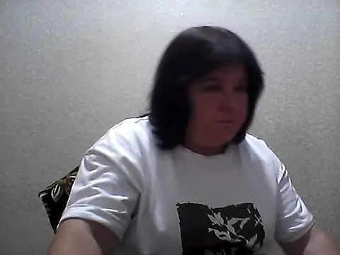Snapshot of HannahAna39 chatting on June 27, 9:03 am HannahAna39 online show from June 27, 9:03 am