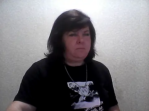 Snapshot of HannahAna39 chatting on June 28, 4:18 am HannahAna39 online show from June 28, 4:18 am