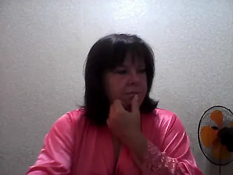 Snapshot of HannahAna39 chatting on July 11, 4:48 am HannahAna39 online show from July 11, 4:48 am