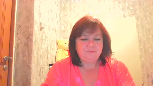 Snapshot of HannahAna39 chatting on July 26, 6:04 pm HannahAna39 online show from July 26, 6:04 pm