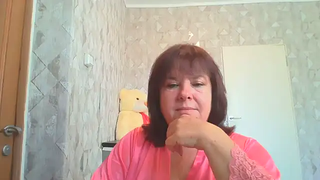 Snapshot of HannahAna39 chatting on July 27, 6:09 am HannahAna39 online show from July 27, 6:09 am