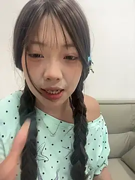 YY-1-1-1 online show from July 22, 7:00 am