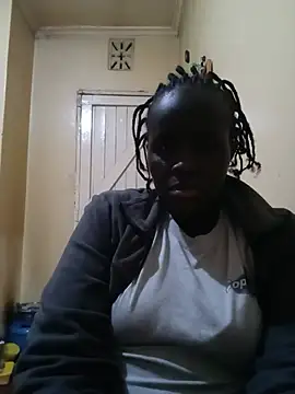 Snapshot of Chubbyblackgal chatting on June 29, 7:47 pm Chubbyblackgal online show from June 29, 7:47 pm