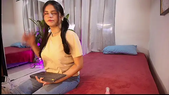 Kim lowel online show from June 27, 7:52 pm