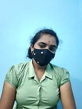Snapshot of Megavarthinii chatting on August 2, 4:33 am Megavarthinii online show from August 2, 4:33 am