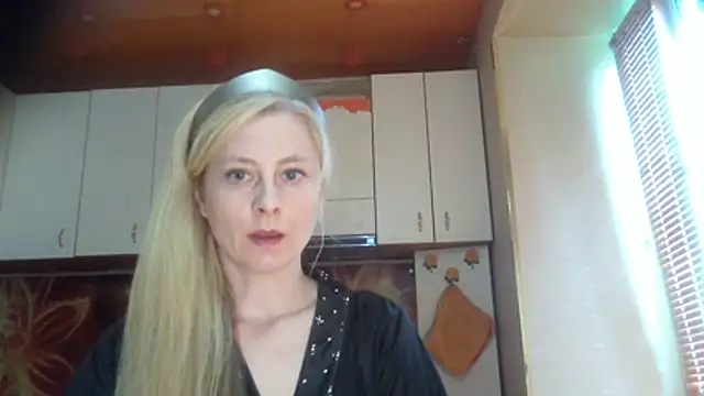 Snapshot of Vexieeka chatting on July 14, 2:12 pm Vexieeka online show from July 14, 2:12 pm