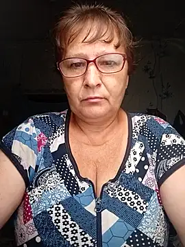 NikolettaLove077 online show from July 5, 7:15 am