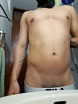 LatinShadowX online show from July 28, 11:58 pm