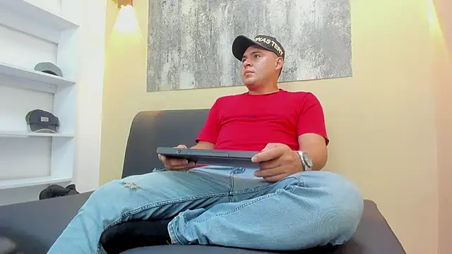 THEO WOOD3 online show from June 30, 8:32 pm
